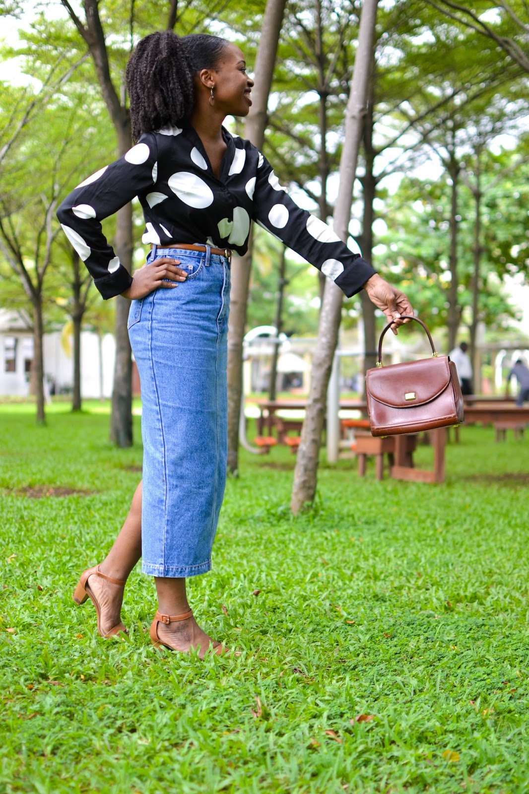 Black denim skirt outfit quest outlet